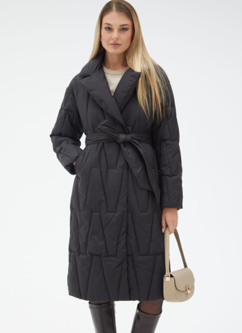 Женский пуховик с английским воротником