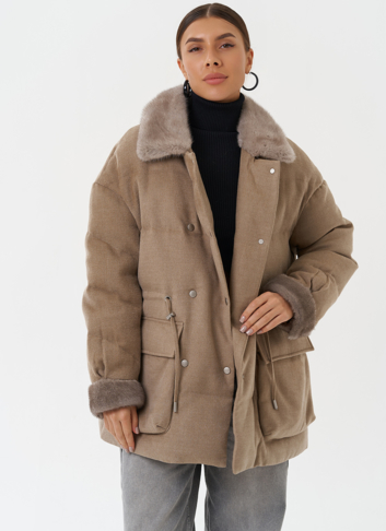 Полупальто с отделкой из меха норки