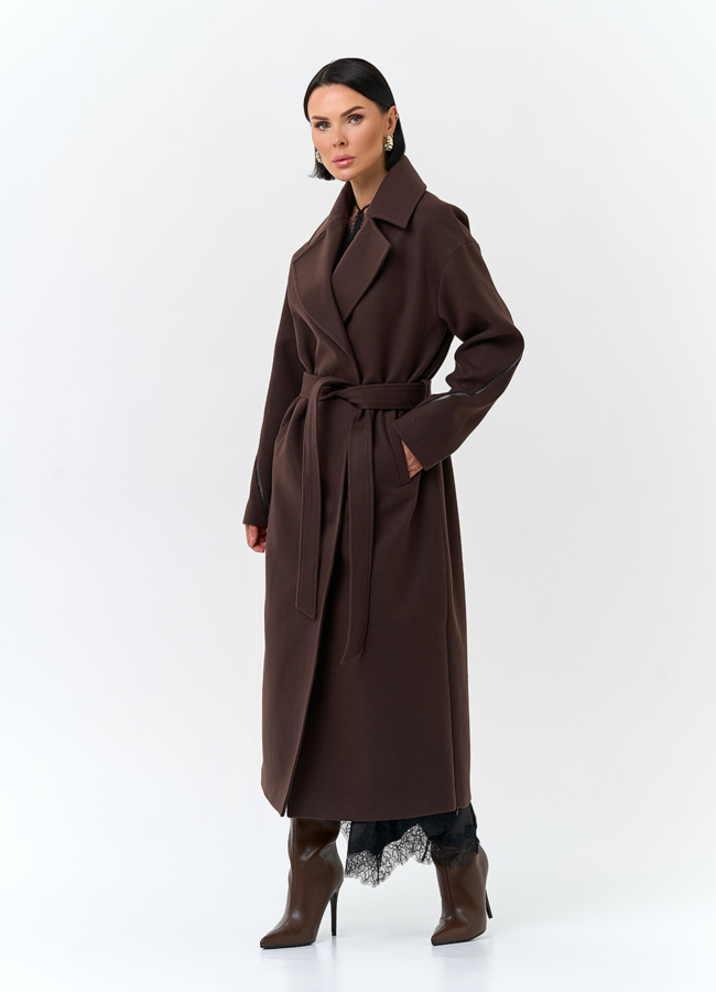 фото Женское пальто с английским воротником модель № 32819