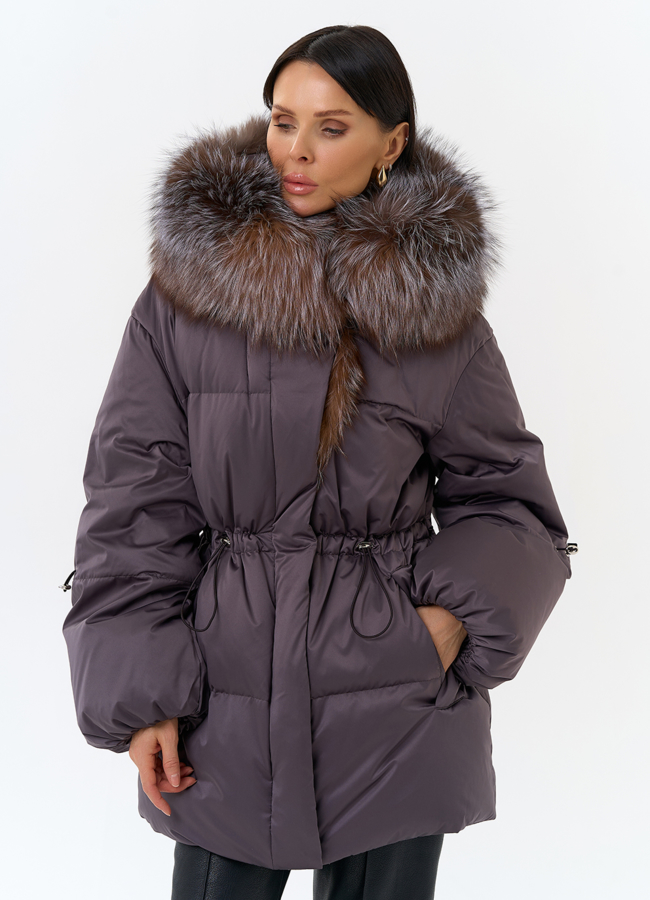 Женский пуховик с капюшоном из меха блюфрост модель № 32000 универмаг малина