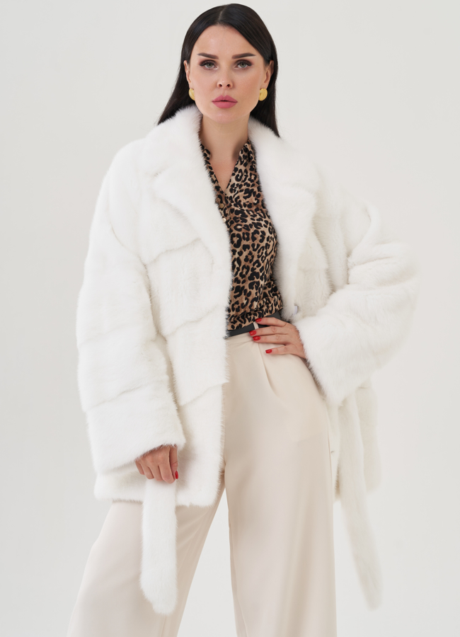 Шуба из меха норки белого цвета модель № 30758 универмаг малина