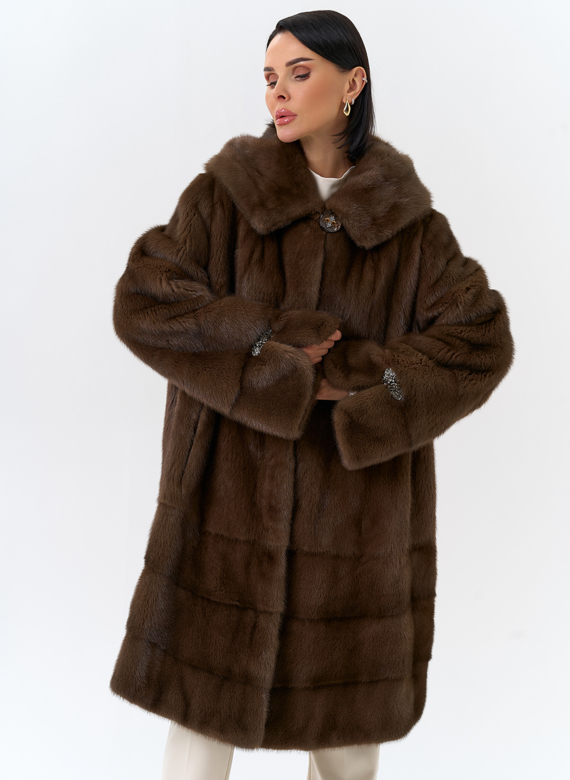 Шуба из меха норки с капюшоном