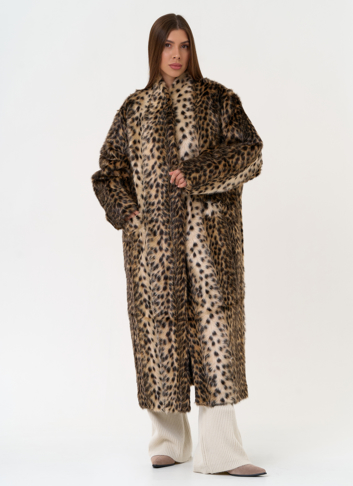 Женская шуба из эко меха с анималистическим принтом