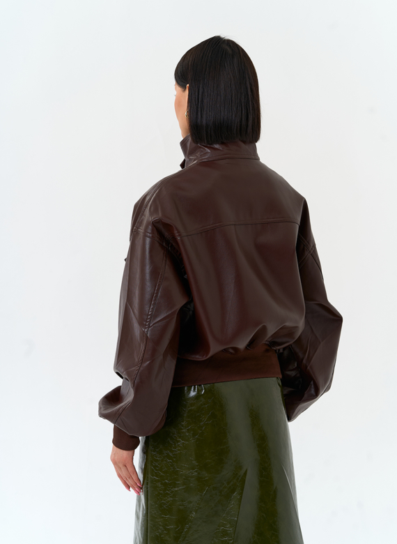 Женская куртка бомбер из эко кожи