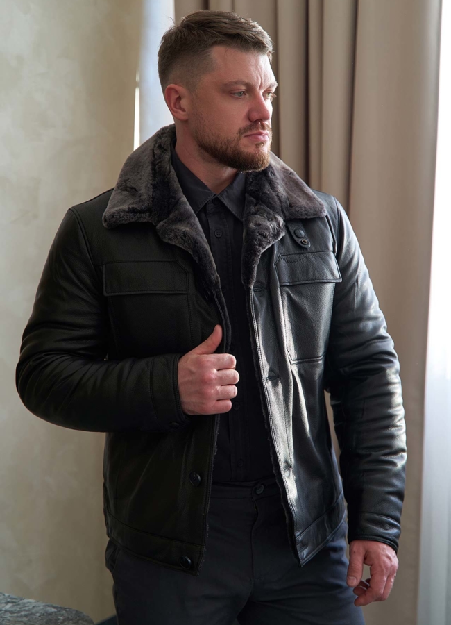 Мужская куртка из натуральной кожи модель № 28072 меха малина