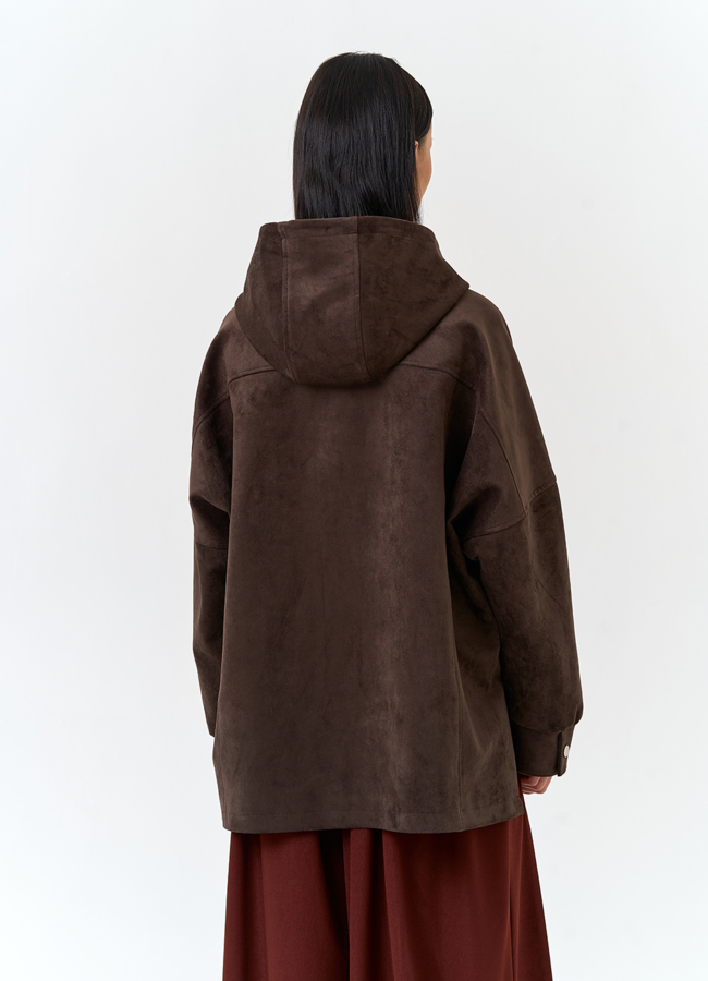 фото Женская куртка из эко замши с капюшоном модель № 32881