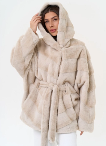 Женская шуба из эко меха с поясом