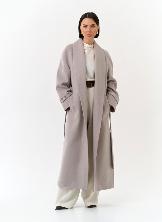 Женское длинное пальто с поясом