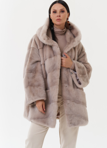 Шуба из норки с капюшоном