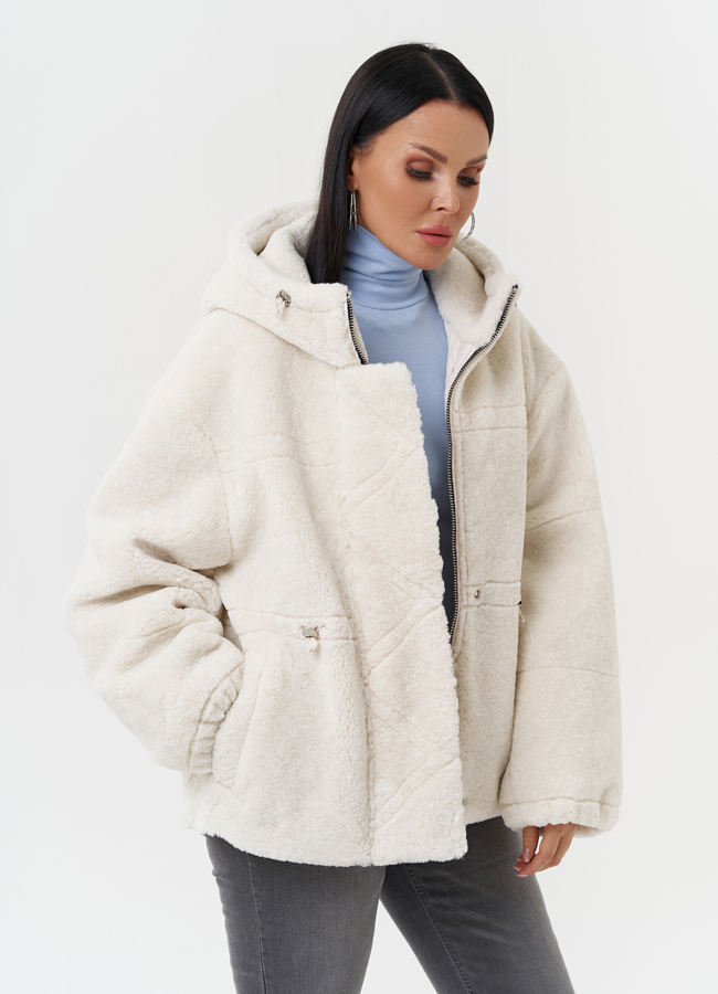 Куртка из эко меха с капюшоном модель № 28107 универмаг малина