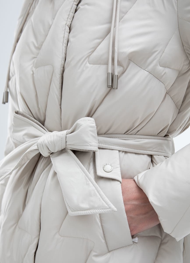 Женский светлый пуховик с поясом модель № 31133 универмаг малина
