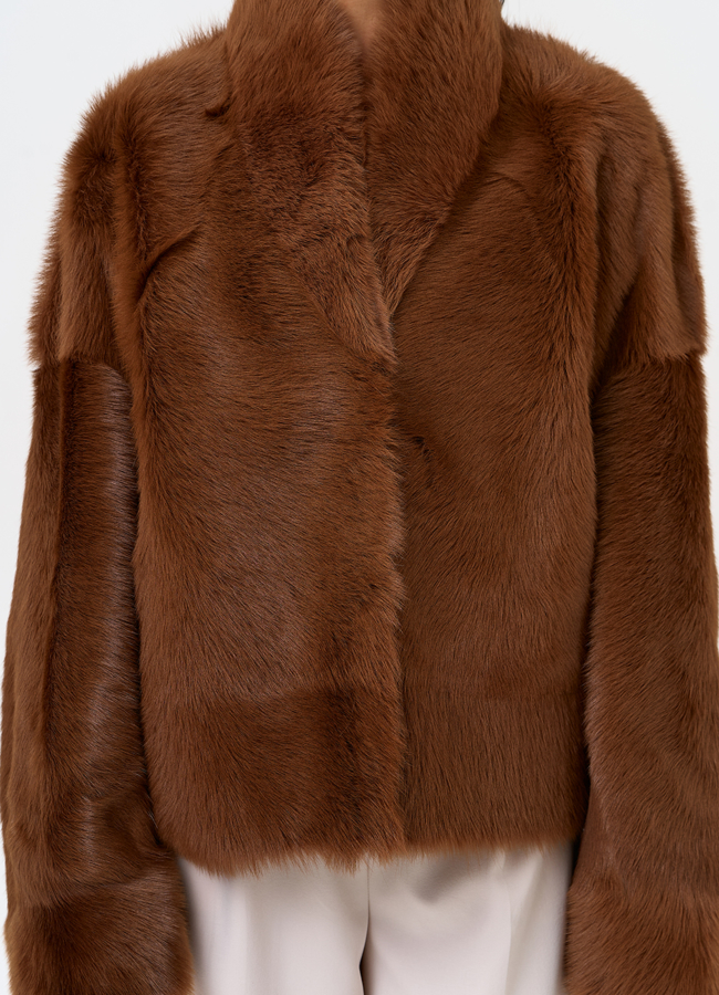 Яркая натуральная дубленка модель № 31627 универмаг малина