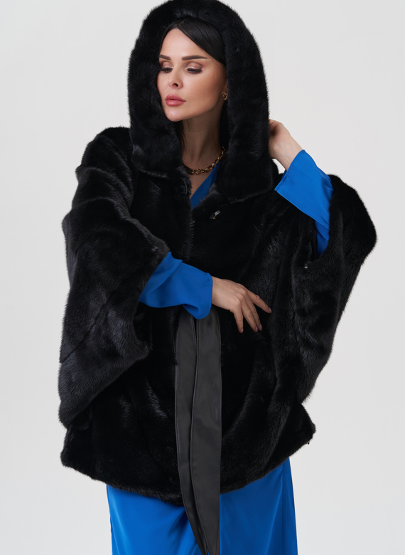 Шуба из норки с капюшоном 