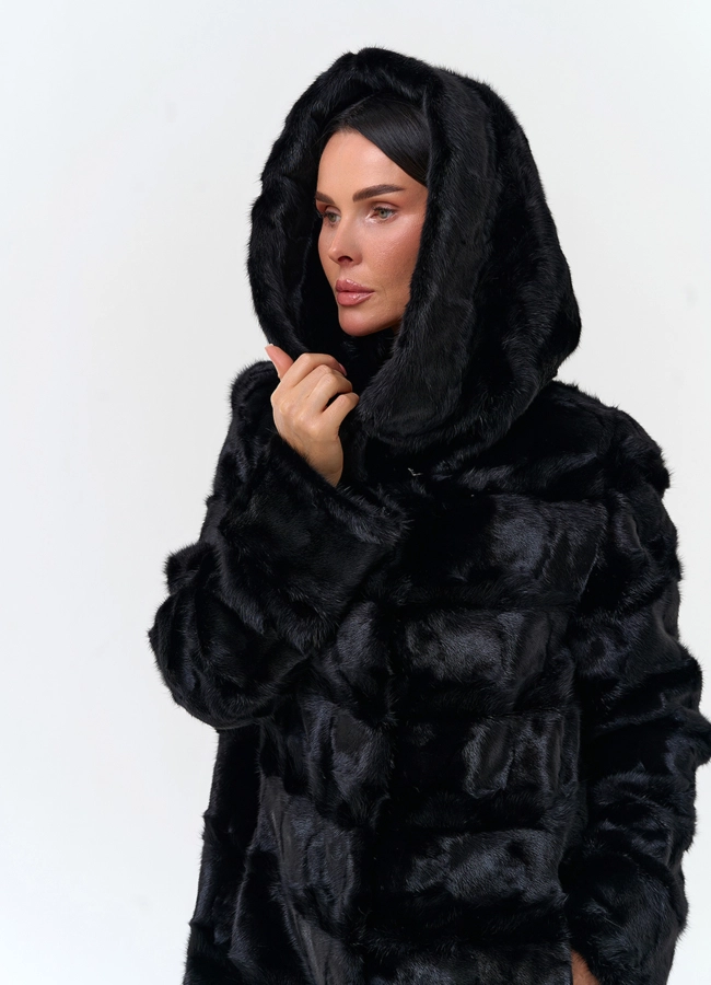 Шуба из меха норки модель № 34053 в кредит