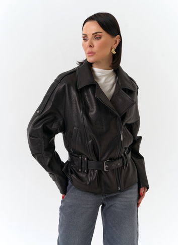 Женская куртка из натуральной кожи с поясом