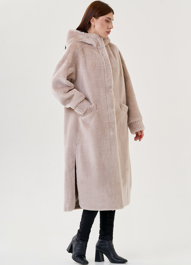 Длинное пальто из эко меха модель № 23579 универмаг малина