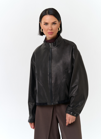 Женская короткая куртка из натуральной кожи Женская короткая куртка из натуральной кожи