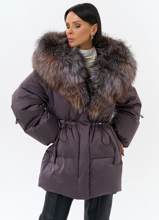 Женский пуховик с капюшоном из меха блюфрост модель № 32000 универмаг малина