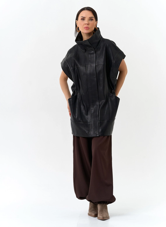 Женская куртка из натуральной кожи со съемными рукавами