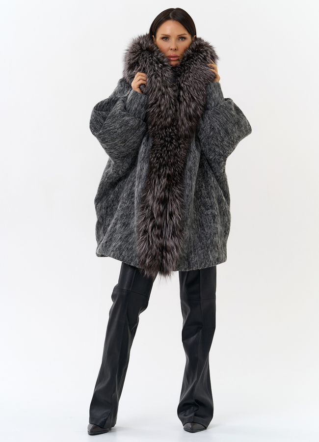 Женский удлиненный пуховик с отделкой из меха чернобурки модель № 31878 в кредит